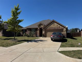 144 Landsdale Circle, Forney, TX 75126