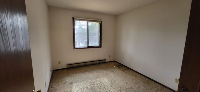 690 Mercer Street, Saint Paul, MN 55102