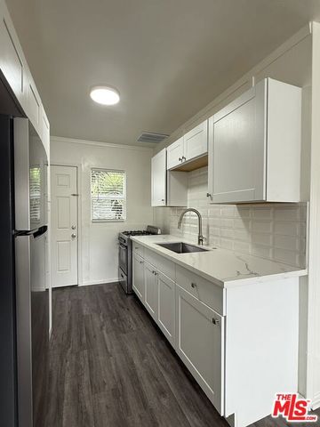 3117 W 36th Street, Los Angeles, CA 90018