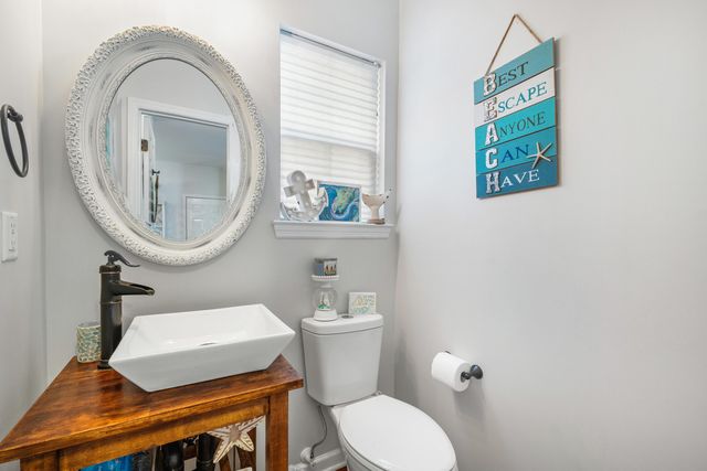 133 Hanahan Plantation Circle, Hanahan, SC 29410