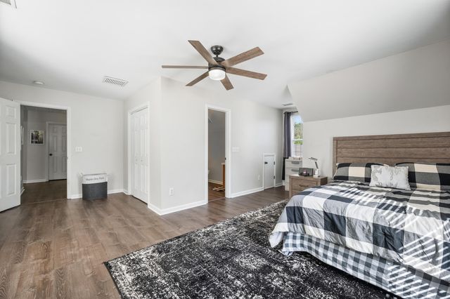 133 Hanahan Plantation Circle, Hanahan, SC 29410