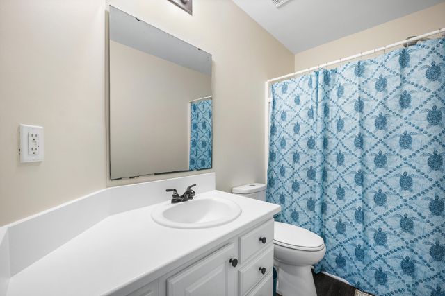 133 Hanahan Plantation Circle, Hanahan, SC 29410