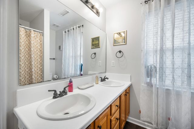 133 Hanahan Plantation Circle, Hanahan, SC 29410