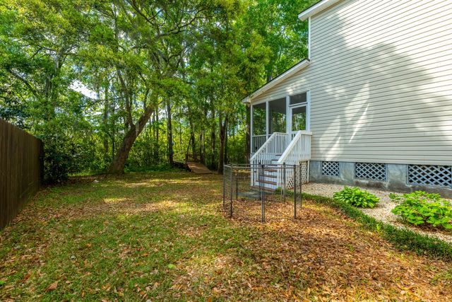 133 Hanahan Plantation Circle, Hanahan, SC 29410