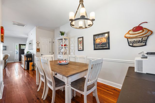 133 Hanahan Plantation Circle, Hanahan, SC 29410