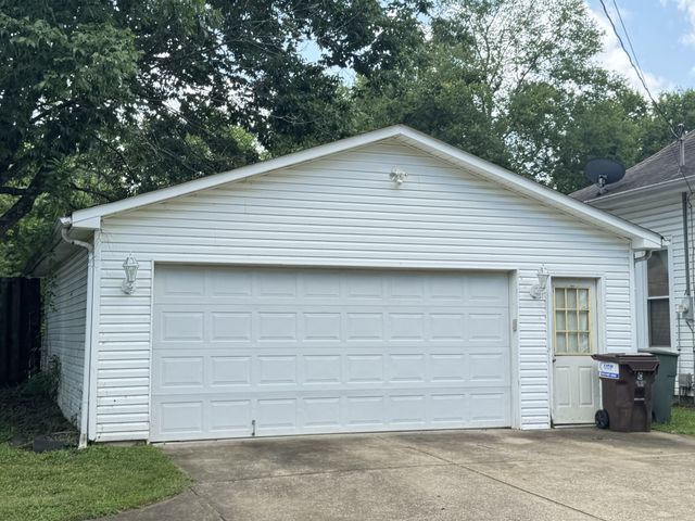 4139 Hampshire Pike, Hampshire, TN 38461