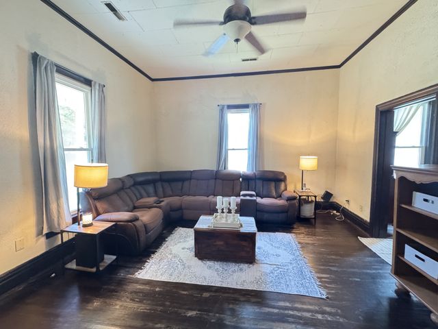 4139 Hampshire Pike, Hampshire, TN 38461