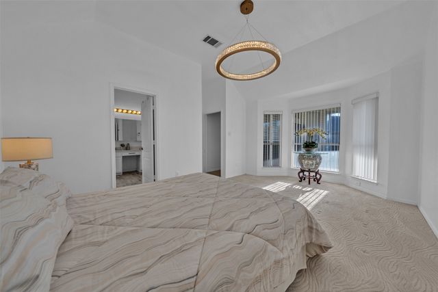 729 Claridge Drive, Arlington, TX 76018