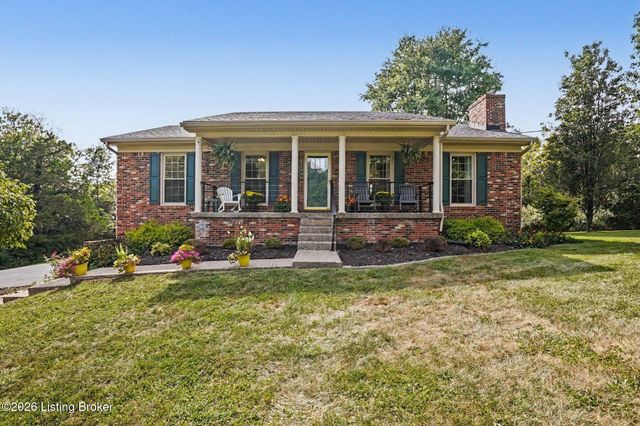 1804 Deer Run Rd, La Grange, KY 40031