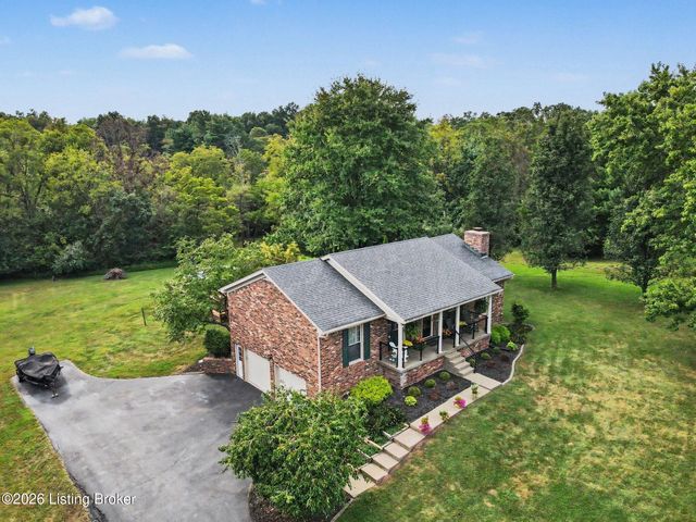1804 Deer Run Rd, La Grange, KY 40031