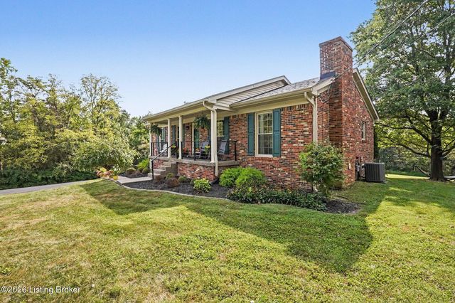 1804 Deer Run Rd, La Grange, KY 40031