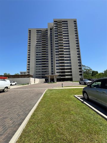49 Briar Hollow Lane 1201, Houston, TX 77027