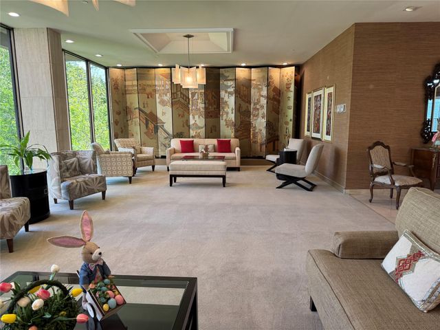 49 Briar Hollow Lane 1201, Houston, TX 77027