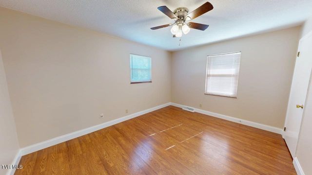 4561 Birchwood Circle, Morristown, TN 37814