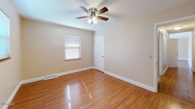 4561 Birchwood Circle, Morristown, TN 37814