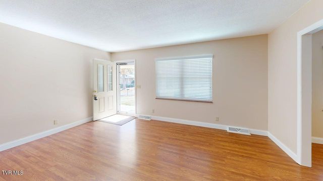 4561 Birchwood Circle, Morristown, TN 37814