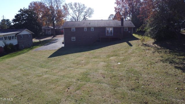 4561 Birchwood Circle, Morristown, TN 37814