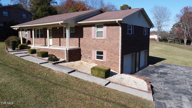 4561 Birchwood Circle, Morristown, TN 37814