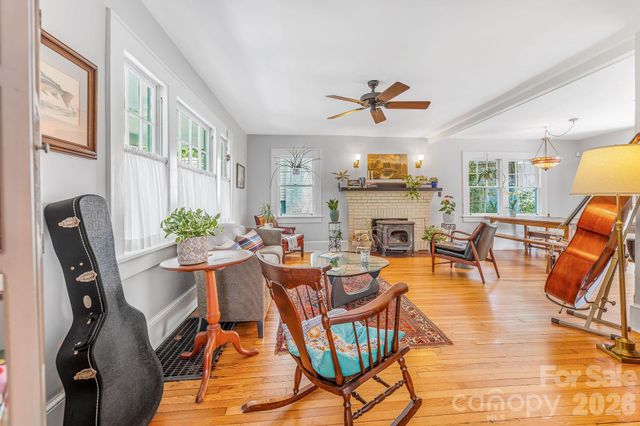 22 Westover Drive, Asheville, NC 28801