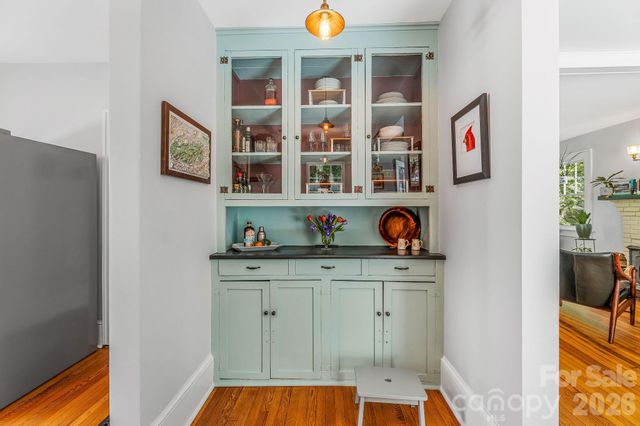 22 Westover Drive, Asheville, NC 28801