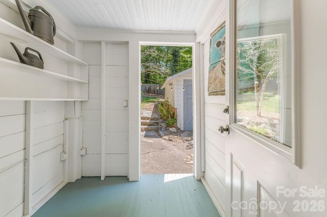 22 Westover Drive, Asheville, NC 28801