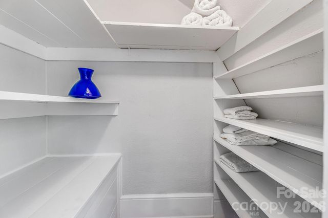 22 Westover Drive, Asheville, NC 28801