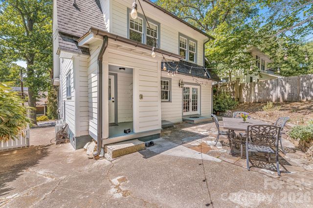 22 Westover Drive, Asheville, NC 28801