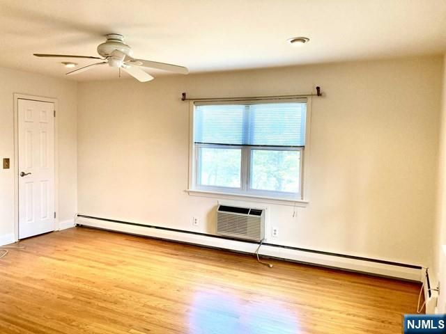 11-2 Spruce Street 11-2, Oakland, NJ 07436