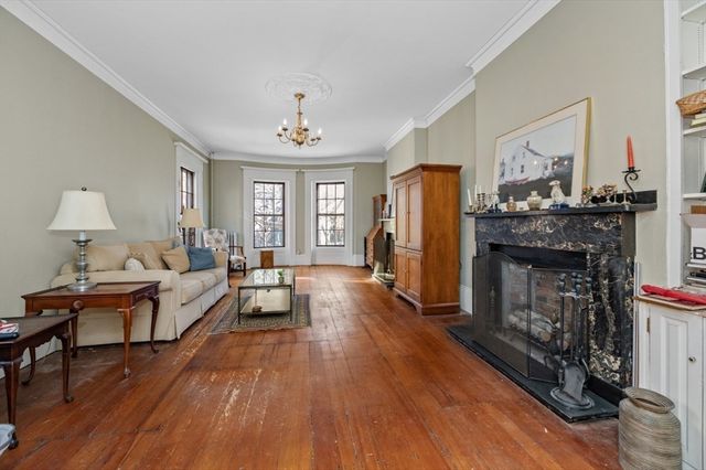 2 Washington Street, Boston, MA 02129