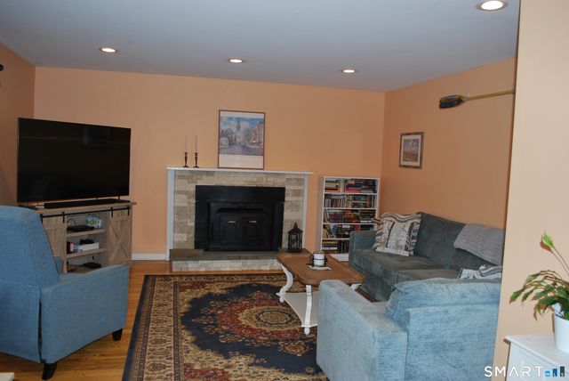 77 Thorniley Street, New Britain, CT 06051