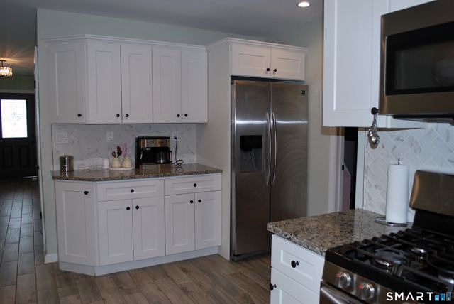 77 Thorniley Street, New Britain, CT 06051