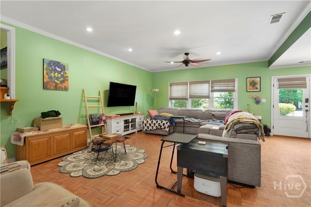 50 Richmond Drive, Savannah, GA 31406