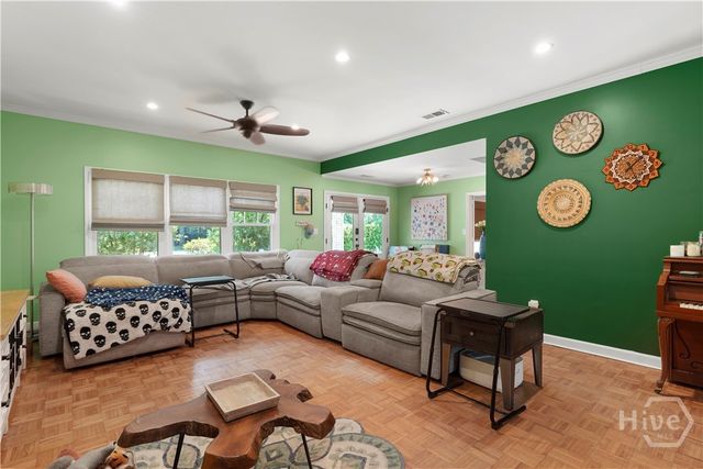 50 Richmond Drive, Savannah, GA 31406