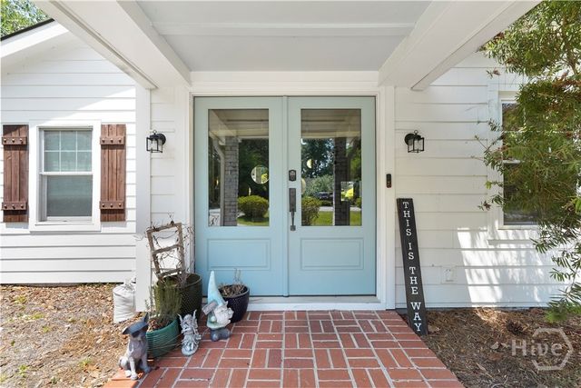 50 Richmond Drive, Savannah, GA 31406