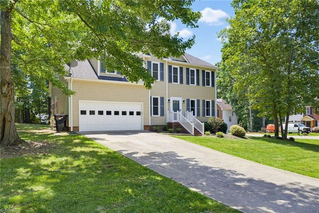 6101 Glenridge Court, Kernersville, NC 27284