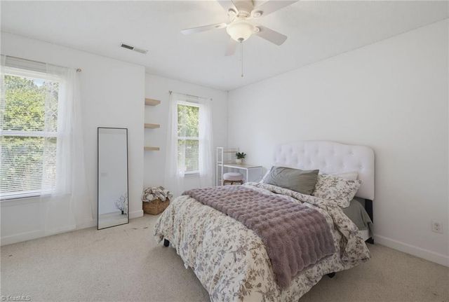 6101 Glenridge Court, Kernersville, NC 27284