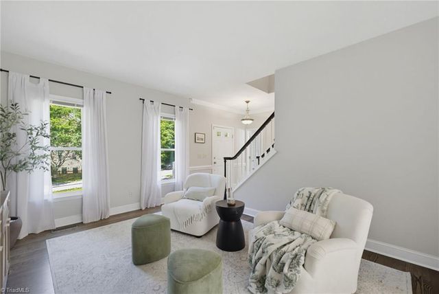 6101 Glenridge Court, Kernersville, NC 27284