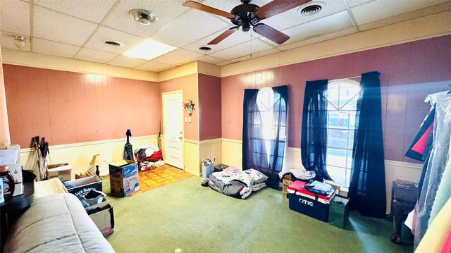 811 N Travis Street, Liberty, TX 77575