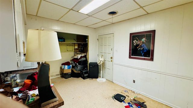 811 N Travis Street, Liberty, TX 77575