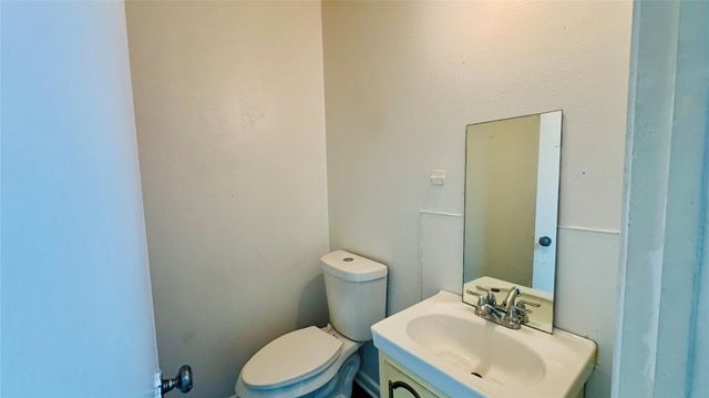 811 N Travis Street, Liberty, TX 77575