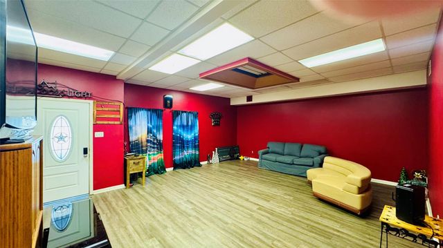 811 N Travis Street, Liberty, TX 77575