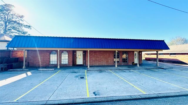 811 N Travis Street, Liberty, TX 77575