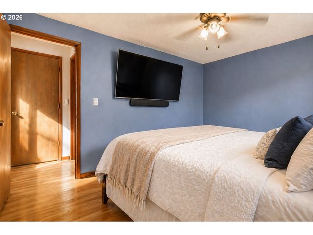 11003 Sw 63RD Ave, Portland, OR 97219