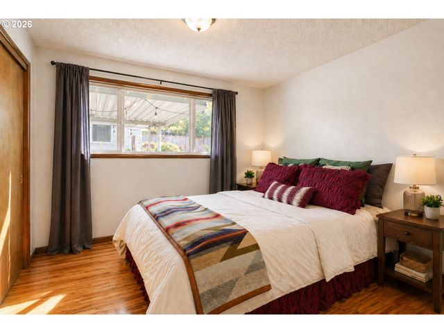 11003 Sw 63RD Ave, Portland, OR 97219