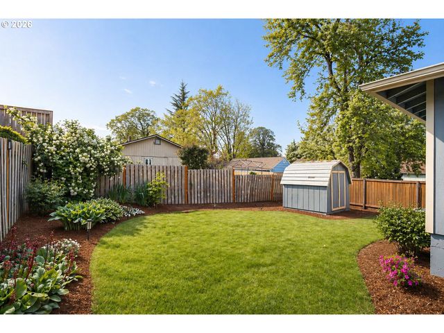 11003 Sw 63RD Ave, Portland, OR 97219