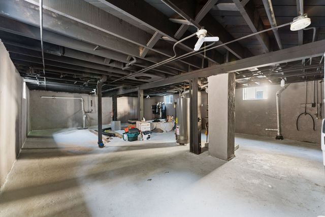 1109 Massena Avenue, Waukegan, IL 60085