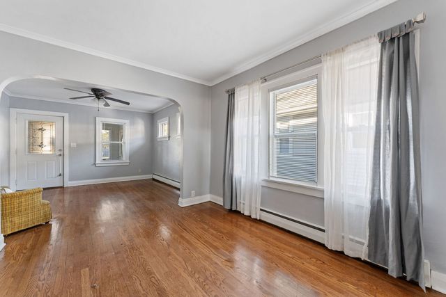 1109 Massena Avenue, Waukegan, IL 60085