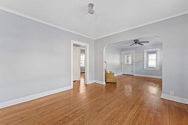 1109 Massena Avenue, Waukegan, IL 60085