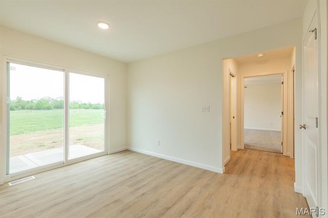 207 Wrigley Field Drive, Bethalto, IL 62010