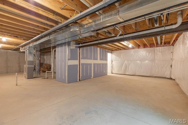 207 Wrigley Field Drive, Bethalto, IL 62010